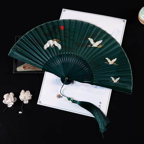 仙鹤寸女士折扇 复古风瑞鹤图 随身携带丝绸汉服小扇子