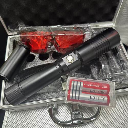 亮度特种蓝绿激光手电炫目器 边防巡逻远射灯