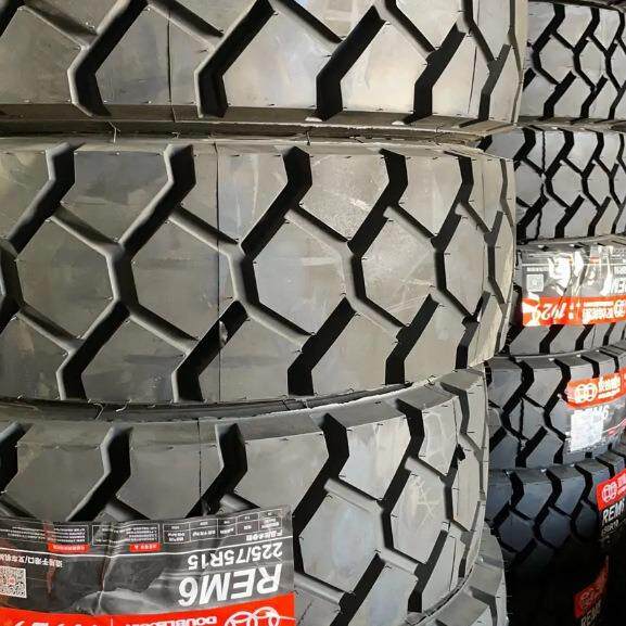 双钱轮胎225/75R15轮胎REM6花纹叉车港口机械轮胎