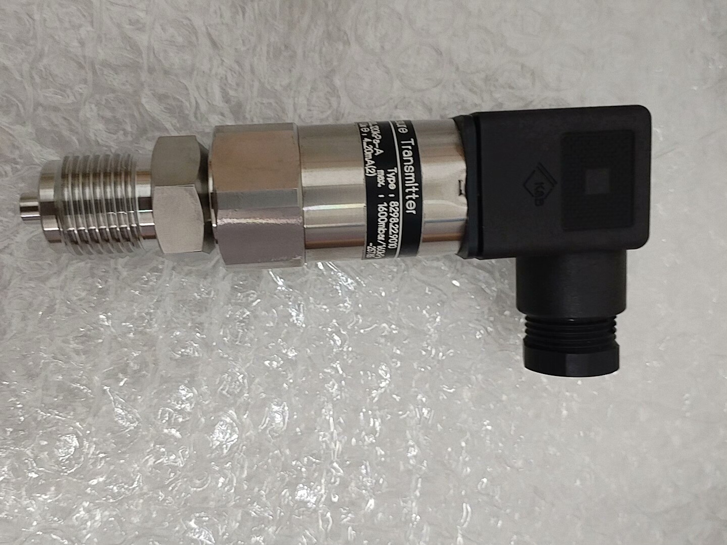 全新Trafag压力传感器，型号8298.78.2319，量