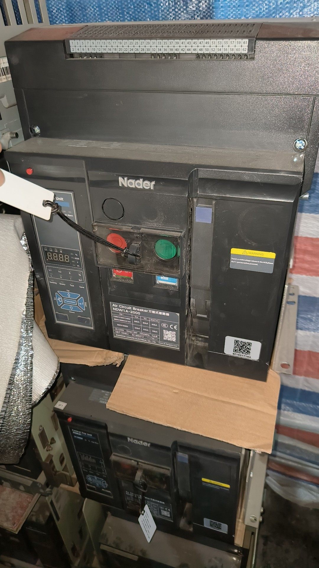 良信框架断路器 3P 2000A  数量3台，