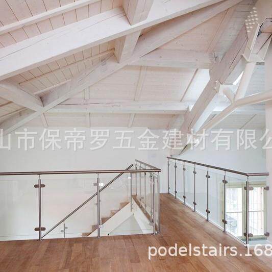 钢木玻璃楼梯栏杆扶手复式公寓楼装修现代简约风楼梯