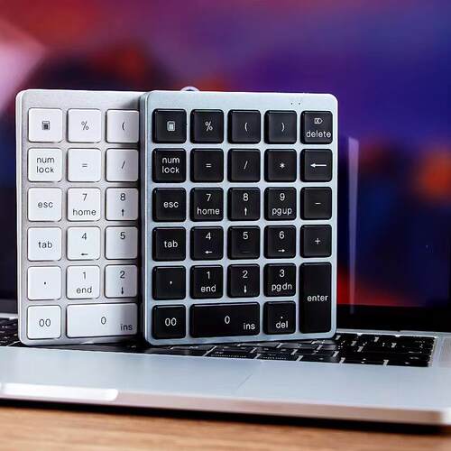 N970Pro数字键盘28键轻薄铝合金外接键盘充电款数字键盘