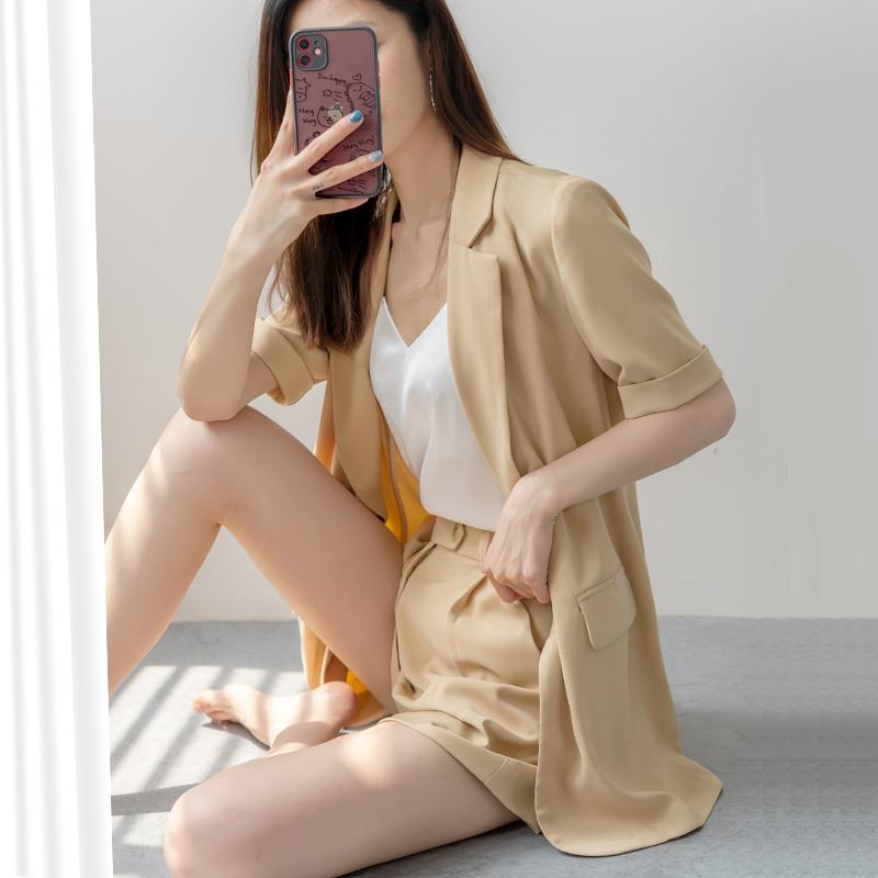 潮牌职业小西装短裤套装女网红2024夏季新款洋气炸街小个子俩件套