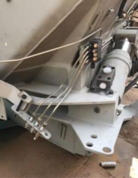 大象新老款混凝土泵车车载泵拖泵料斗总成200230250