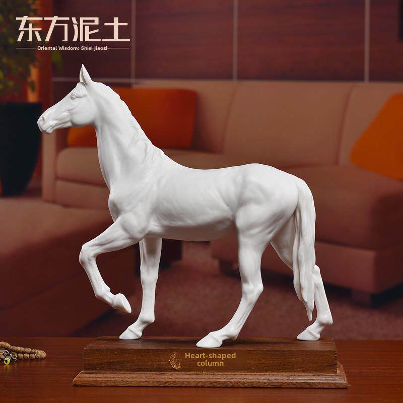 《东方陶土精品》、《蔡国海精品》、《盛溪神陶马饰客厅雕塑艺术