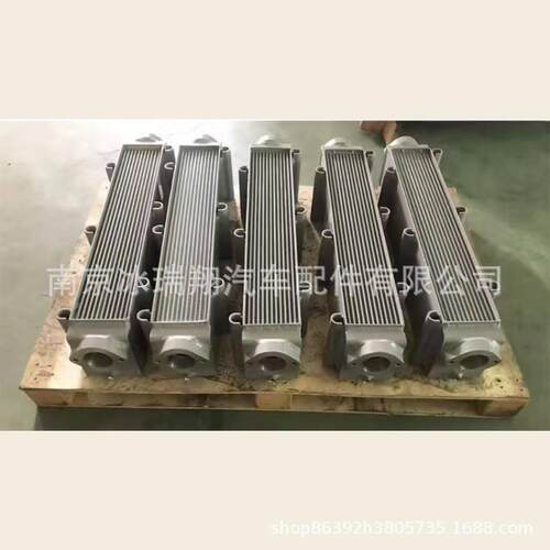1521504卡特彼勒水箱散热器冷却器液压油散热器152-1504
