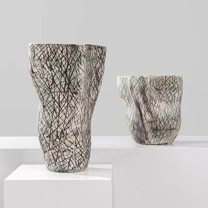 现代简约陶瓷花瓶创意素描黑线条花器样板房酒店居家客厅软装饰品