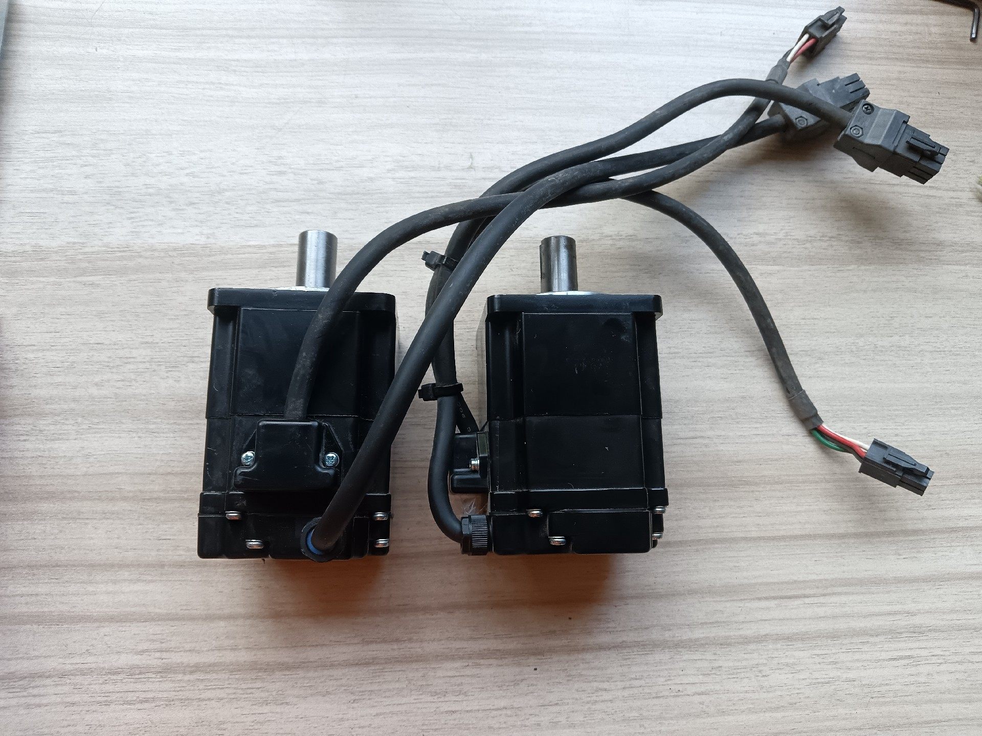 富士电机，GYB401D7-RC2，400W，原装拆机，功能