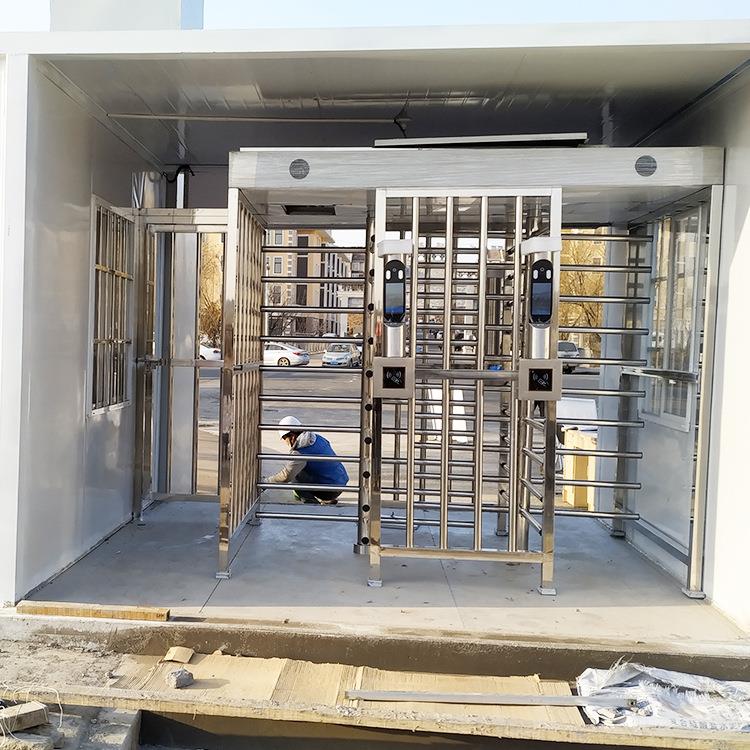 青岛厂家人识别考勤门禁脸系统工地用多款可翼选闸QYJ通人行道闸图片