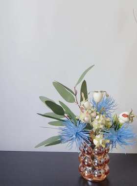 M245蓝色洽谈桌花束仿真花休息室餐桌台商务摆件售楼处样板间摆拍