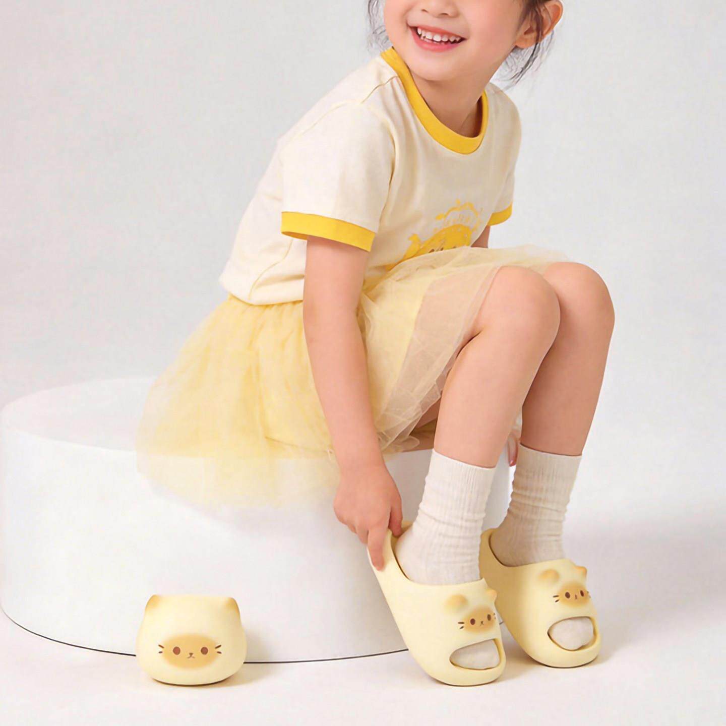 儿童踩屎感室内防滑拖鞋可爱2026新款夏季室内家居eva防滑防臭