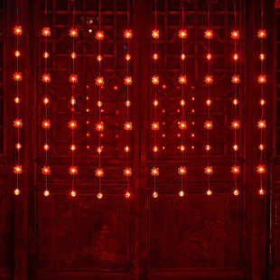 房间庭院彩灯窗帘新年批发挂件新年春节led阳台福字灯装饰灯新春