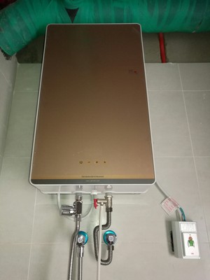 美国格林姆斯W11速热电热水器怎么样,使用一个月后看真相!!