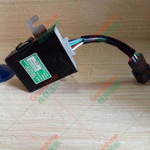 24V发动机继电器182550-3251，M84AX-B40