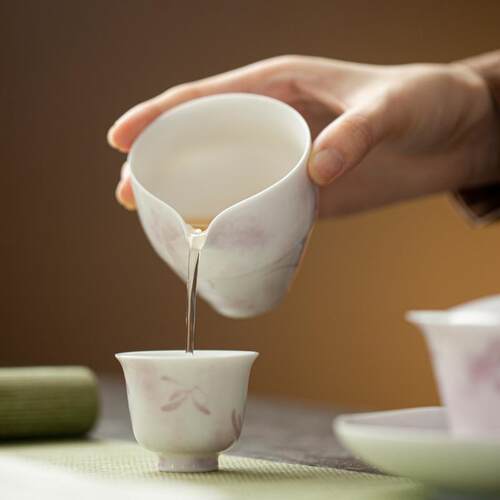 弥言白瓷手绘兰花公道杯手工陶瓷薄胎分茶器日式均杯匀杯茶道配件
