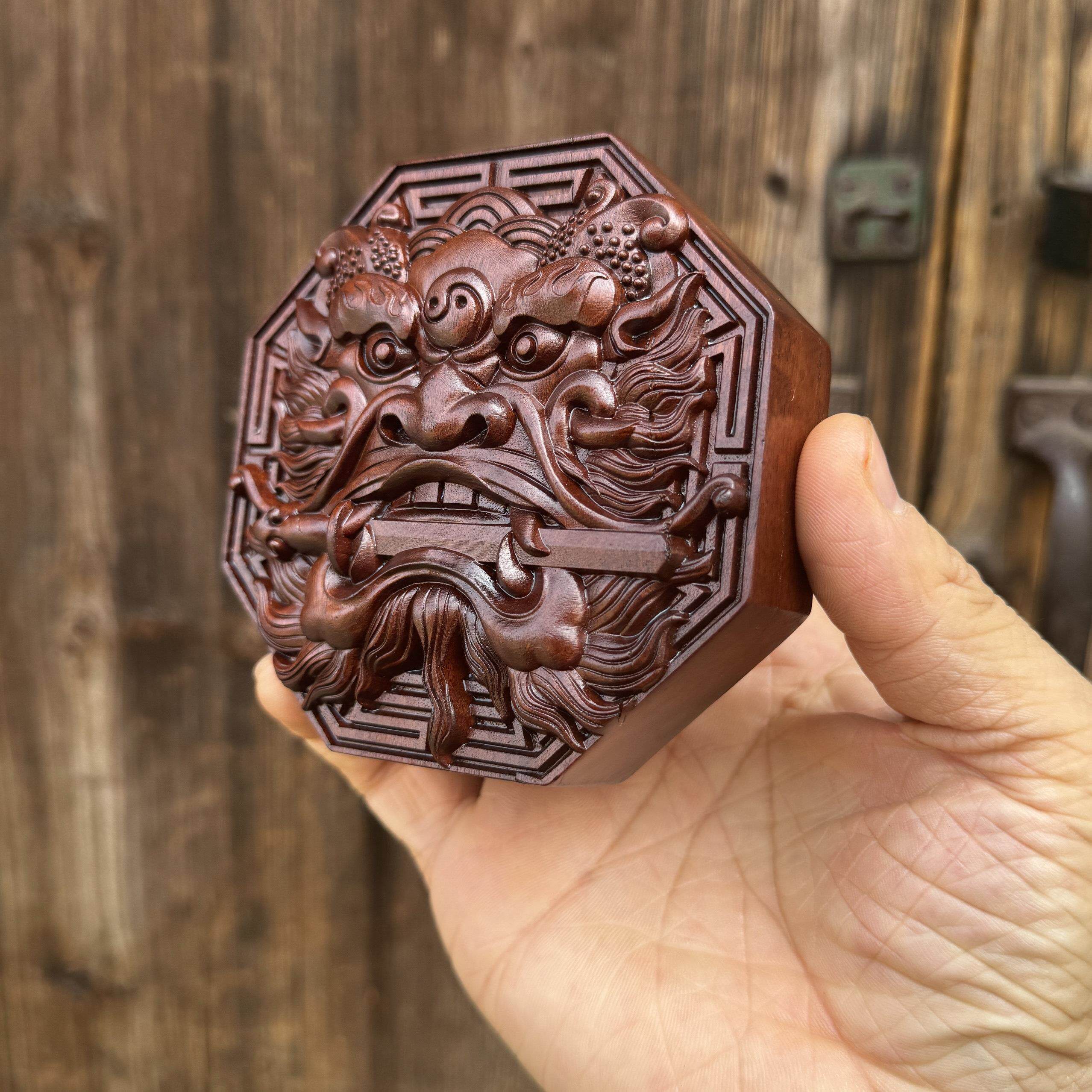 龙虎山送，雷击，枣木，太极，狮子咬剑坠，吞兽，神秘门，上门上