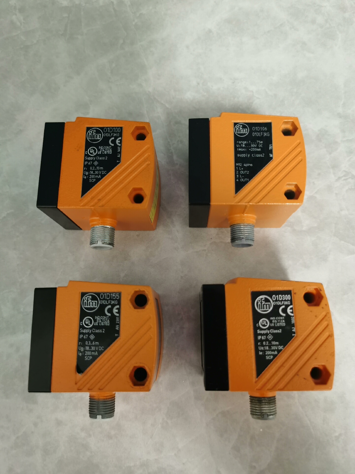 易福门激光测距传感器，成色新功能包好型号如下: