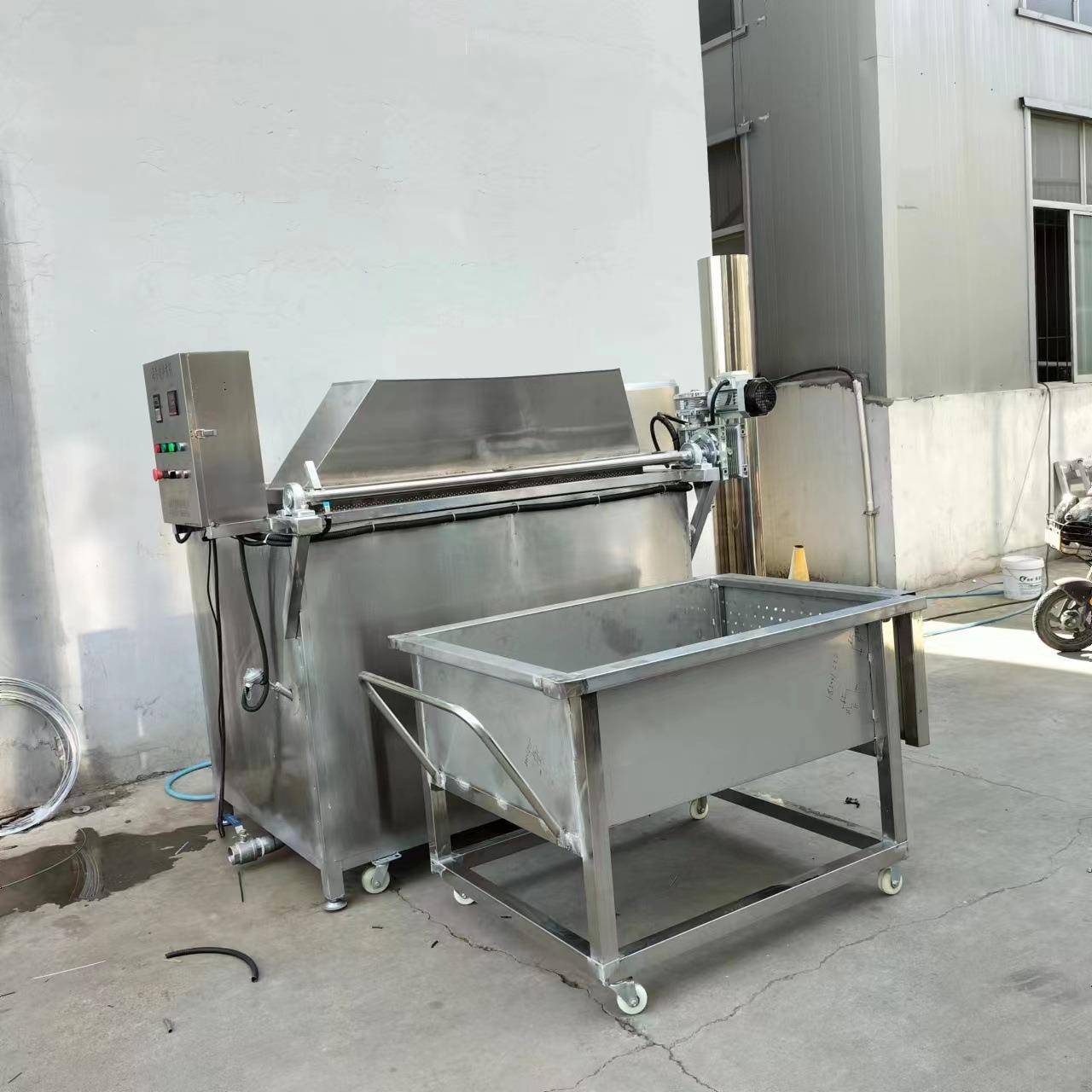商用海参龙虾翻筐煮锅自动出料蔬菜漂烫锅方形带滤网卤煮焯水锅
