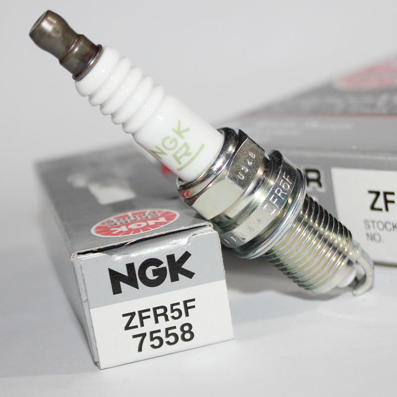 NGK火花塞ZFR5F适用于发电机GX690 660水星虎鲨70-150匹90 115