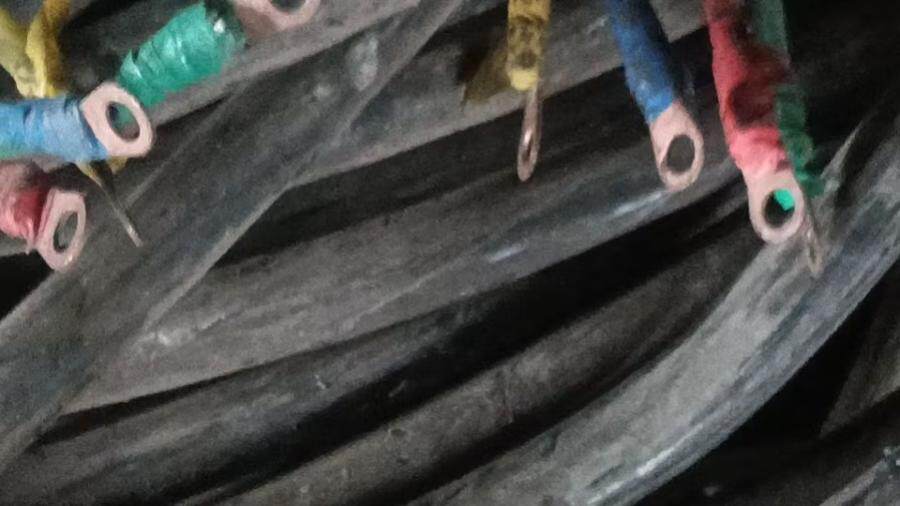 4月10日金华处置废旧原装变压器1台，电缆线150公斤左右（义乌）打包处理网络拍卖公告