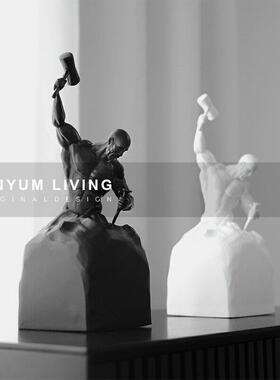 现代简约书房自我雕琢励志人物雕塑摆件客厅博古架电视柜软装饰品