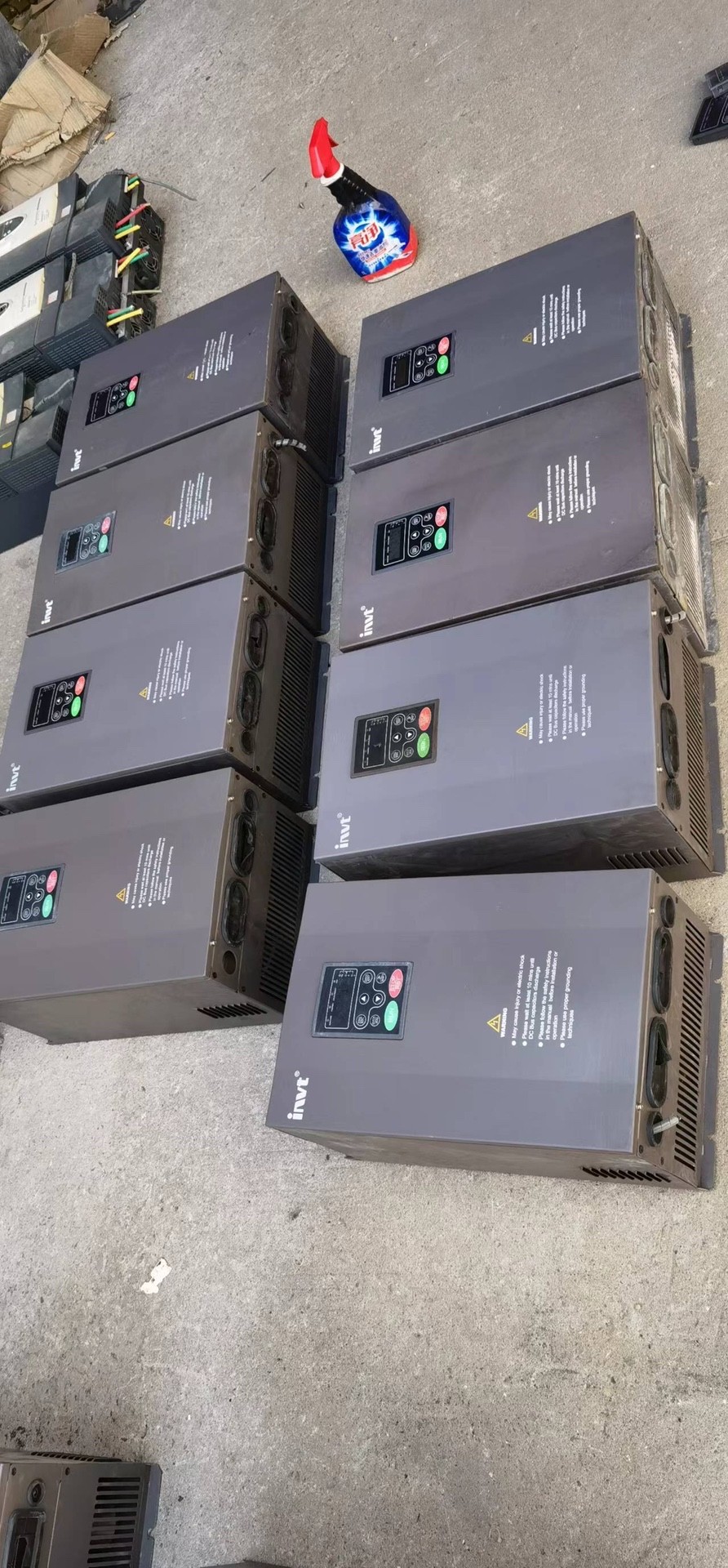 英威腾拆机变频cHF100A-018G／022P-4。