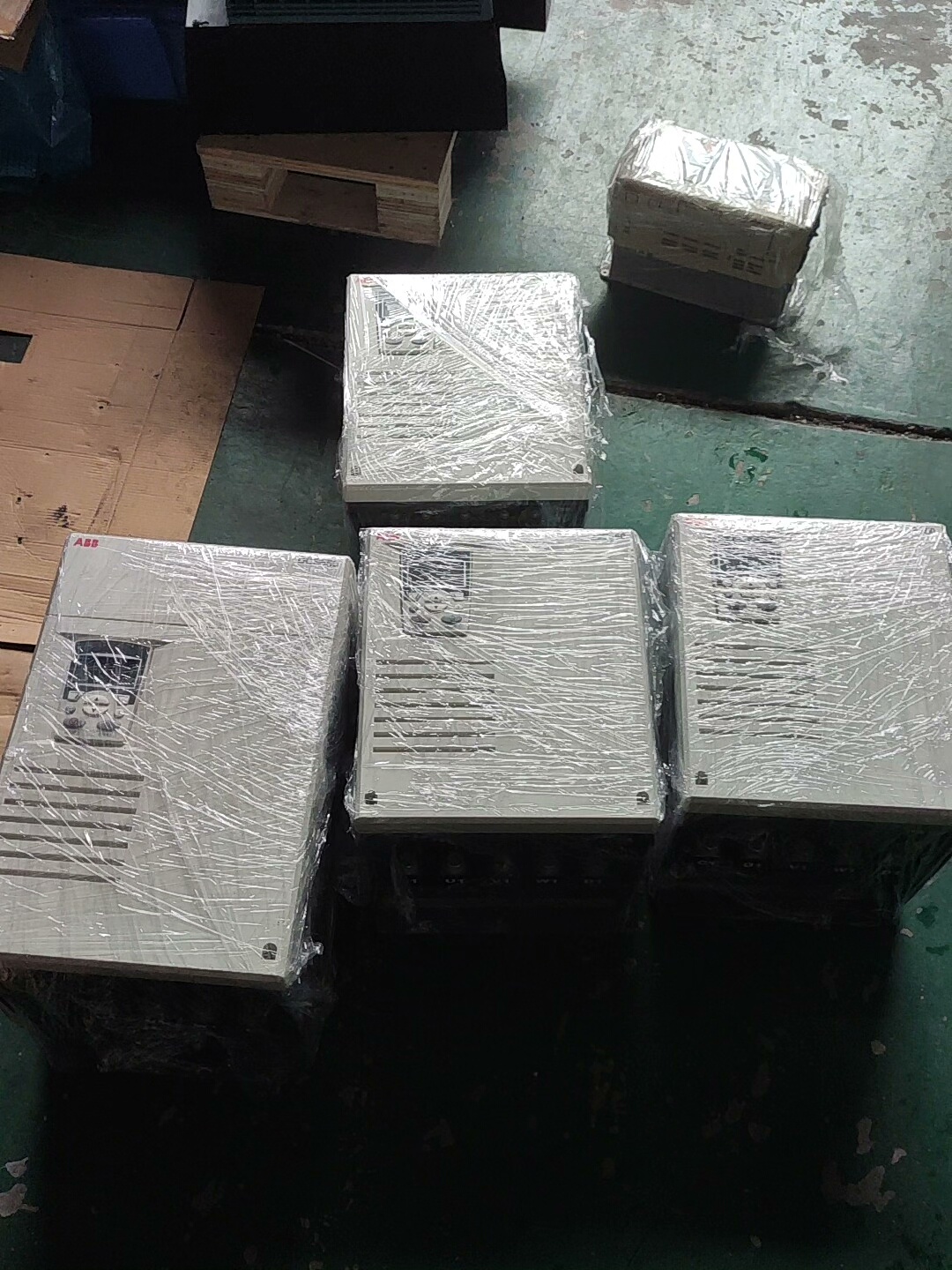 DCS550-S02-0450-05-00-00  DCS5