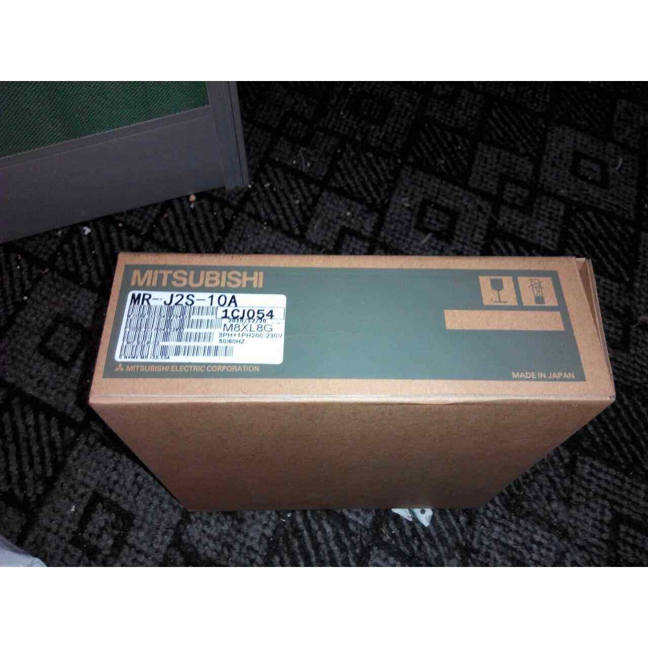 全新三菱驱动器MR-J2S-10B ,MR-J2S-20B 质保1年 现货可以发议价