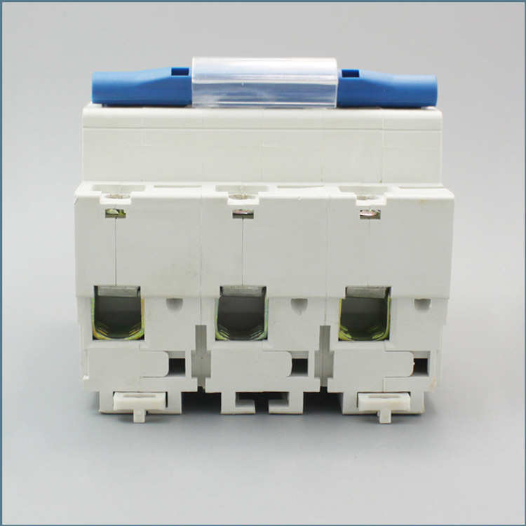 厂家直供380V总开关4P125A空气开关三相交流配电箱DZ47小型断路器