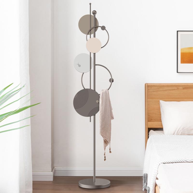 物高级轻架奢帽落地卧室挂衣架客衣厅家用架子置架TEW衣架时尚挂