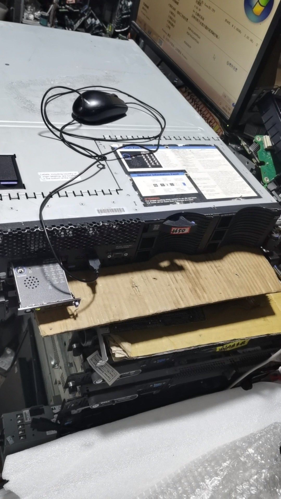 上海现货，IBM 2U 机架式服务器  MT7979  X3