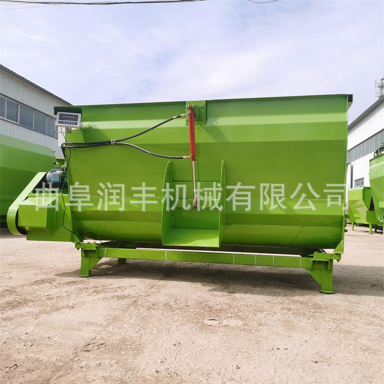 双蛟龙牛场饲草拌料机自动称重养殖搅拌机16方全日粮养殖混合设备