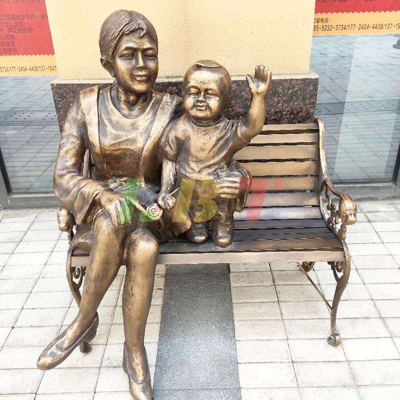 力必特玻璃钢仿铜人物雕塑公园步行街古楼街道纪念广场中心摆件