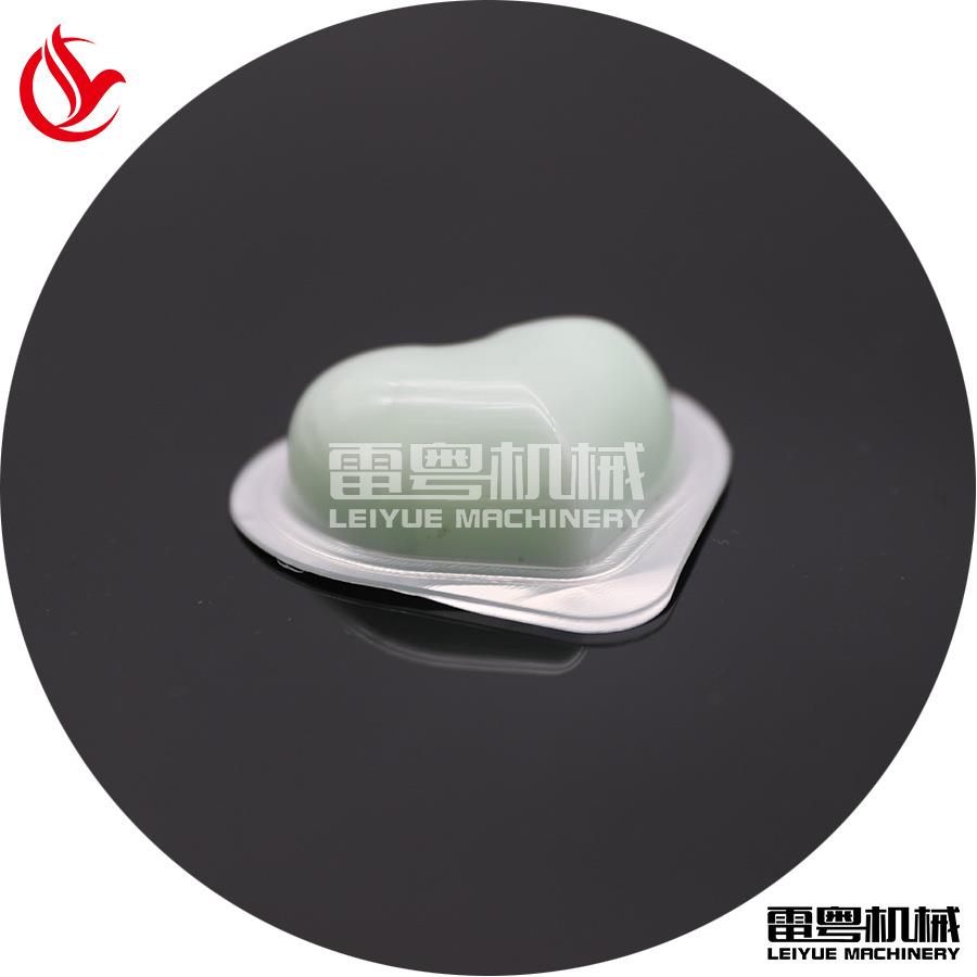 一次性小盒装牛油包装机 模具可定制 橄榄油/黄油泡罩灌装机
