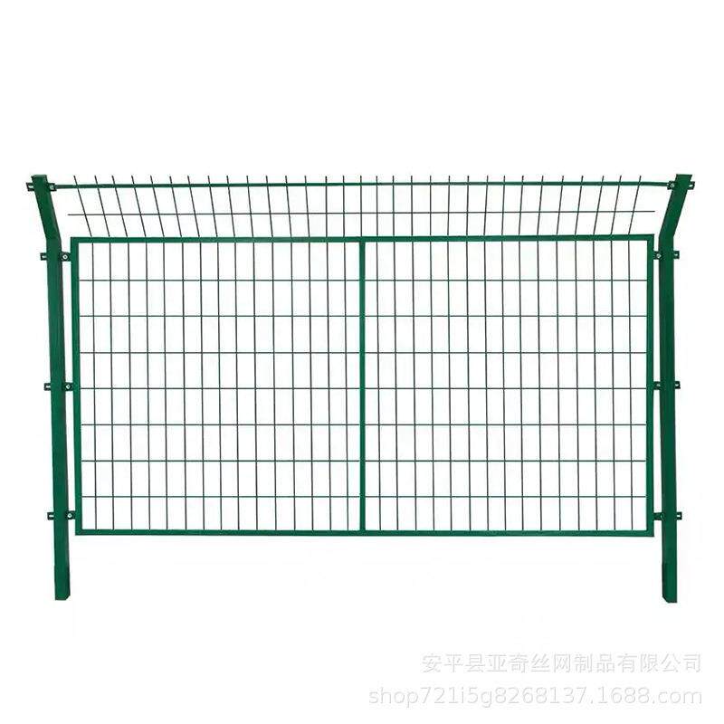 公路护栏网1.8米高框架防护隔离栅果园圈地围栏网