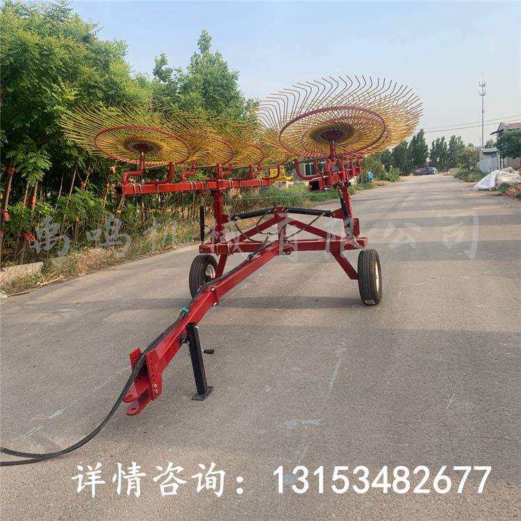 四轮拖拉机带指盘搂草机 多圆盘搂草机 残膜牧草搂草机 搂草耙子