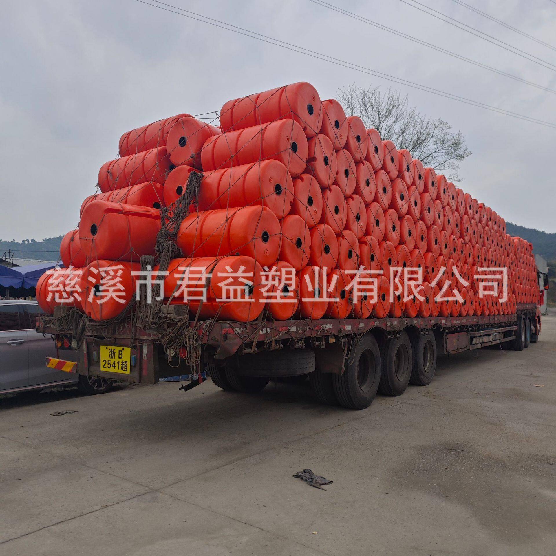 钓台河面拦截平台浮桶抗腐船用网箱鱼塘水上拦污浮筒