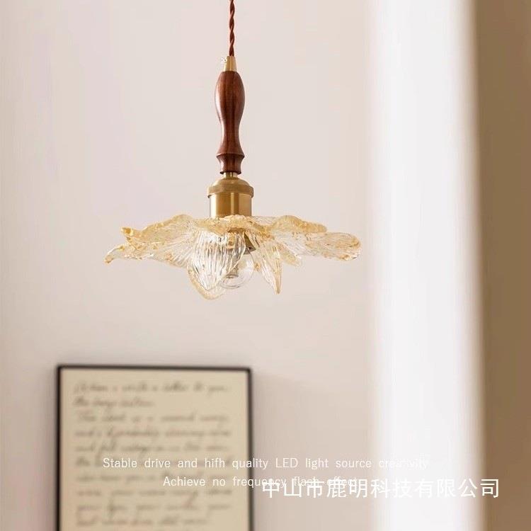中古风轻奢花瓣吊灯法式氛围感饭厅灯具设计师复古创意造型餐厅灯图片
