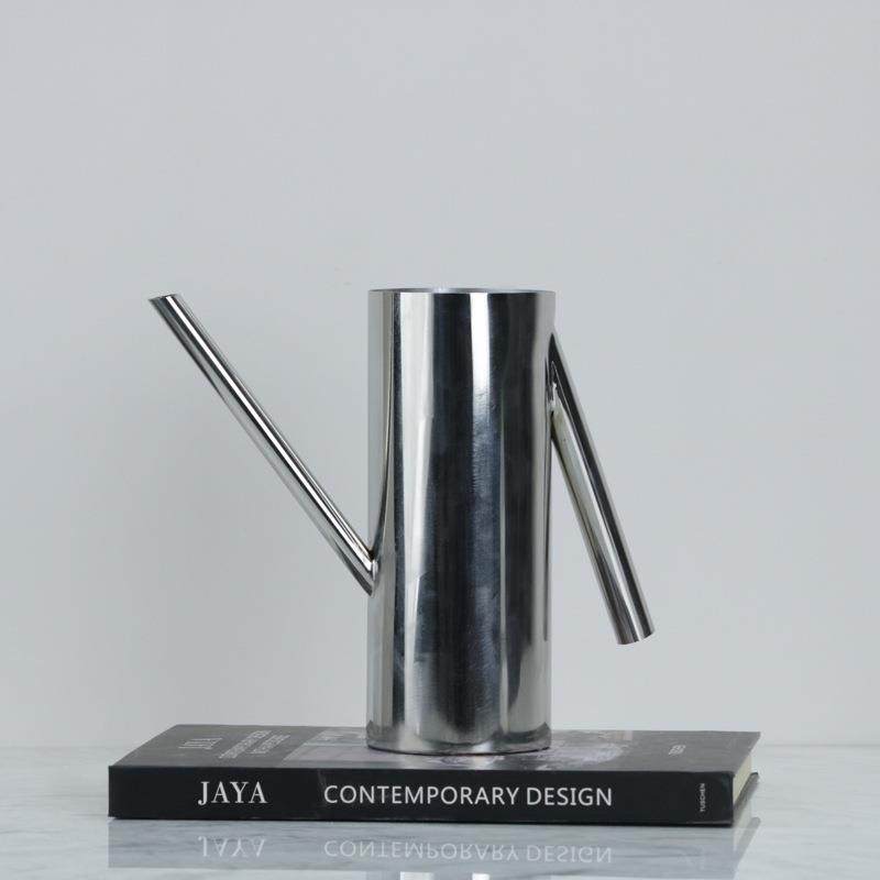 现代简约银色不锈钢长嘴错位花器摆件样板房售楼处时尚软装饰品