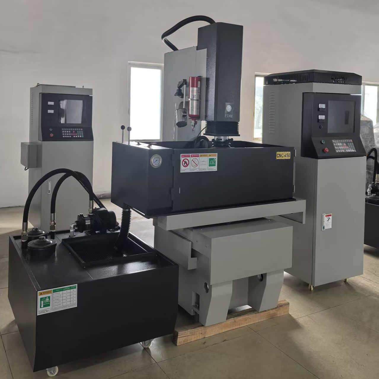 电火花机床工厂直供跨境CNC540电火花放电加工机 三轴自动火花机