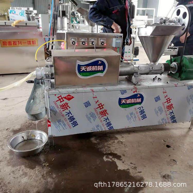 厂家直供特色美食素鸡翅机 多功能人造肉机 自熟蛋白肉机介绍