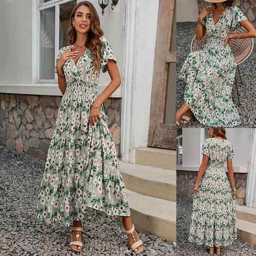 V-neck cotton print dress with waist cinching and slimming