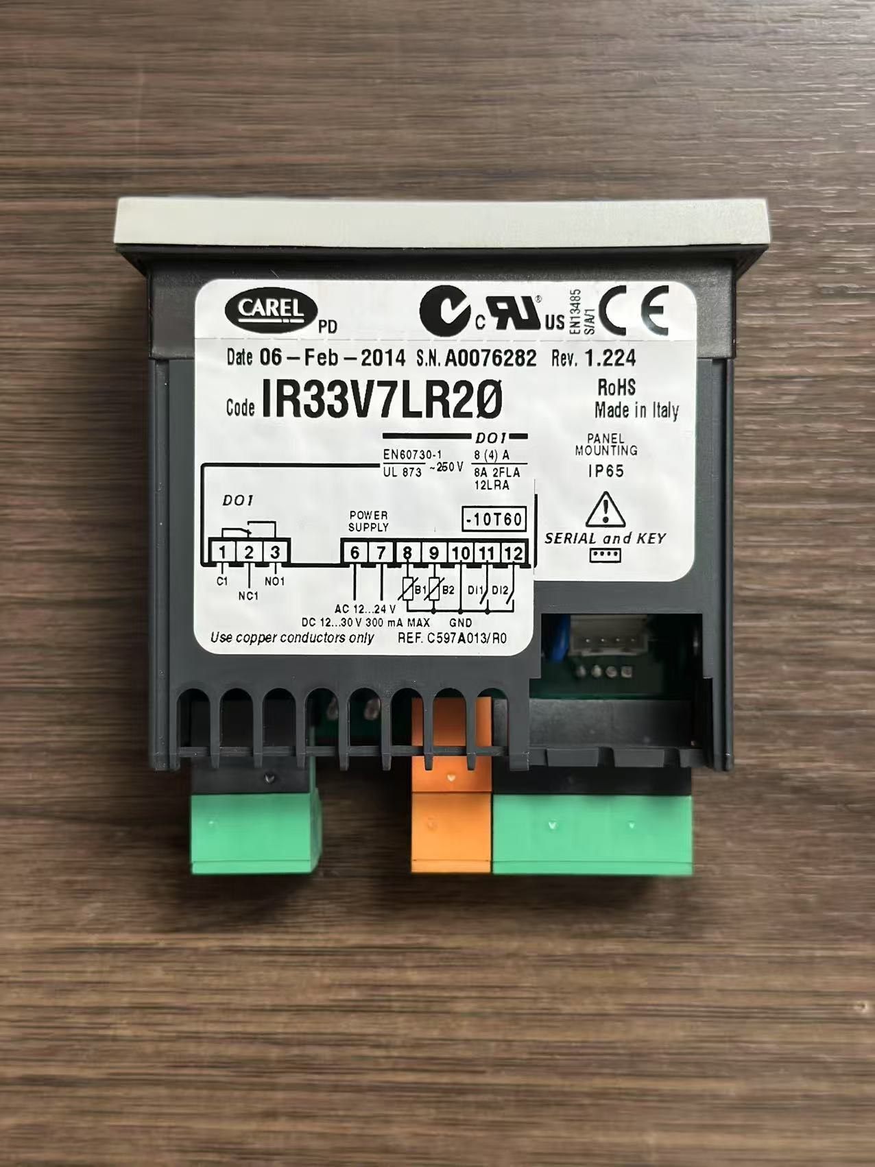 CAREL IR33V7LR20 卡乐温控器