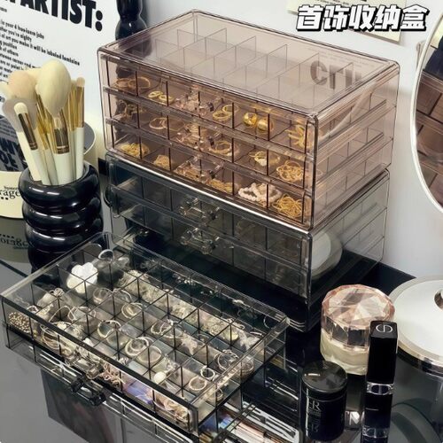 Jewelry storage box for accessories such as earrings, neckla