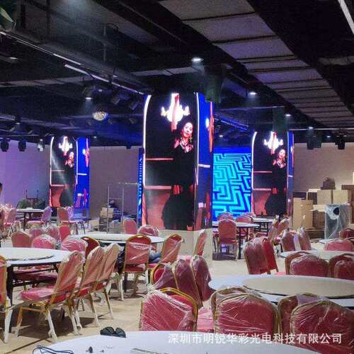 厂家室内舞台会议led显示屏 酒吧酒店高清立柱方形led显示屏