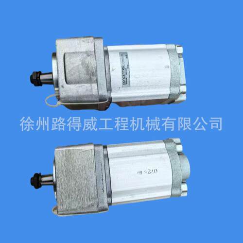 适用于福格勒摊铺机S2100-2 SB250-2熨平板 夯锤马达9629301000