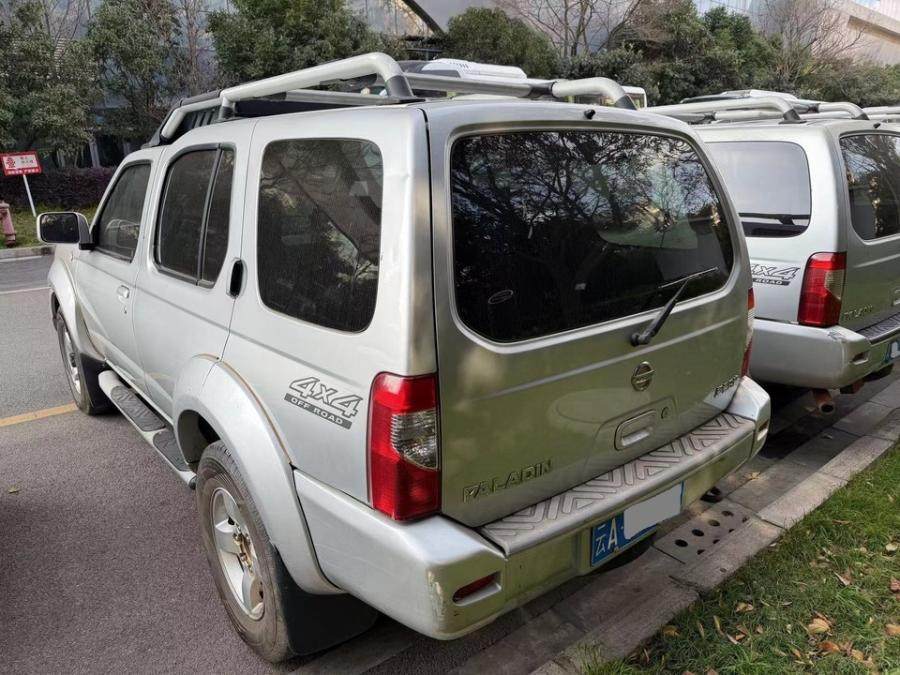 1月3日昆明尼桑牌小型越野客车3辆网络拍卖公告