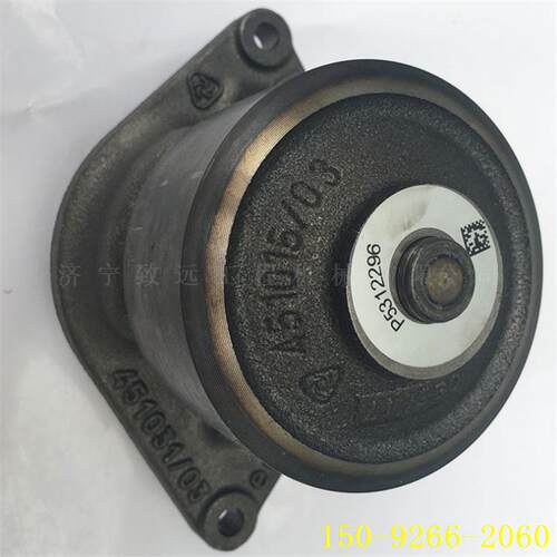 PC400-5 水泵总成 6151-61-1101 6D125 发动机水泵 400发动机总成