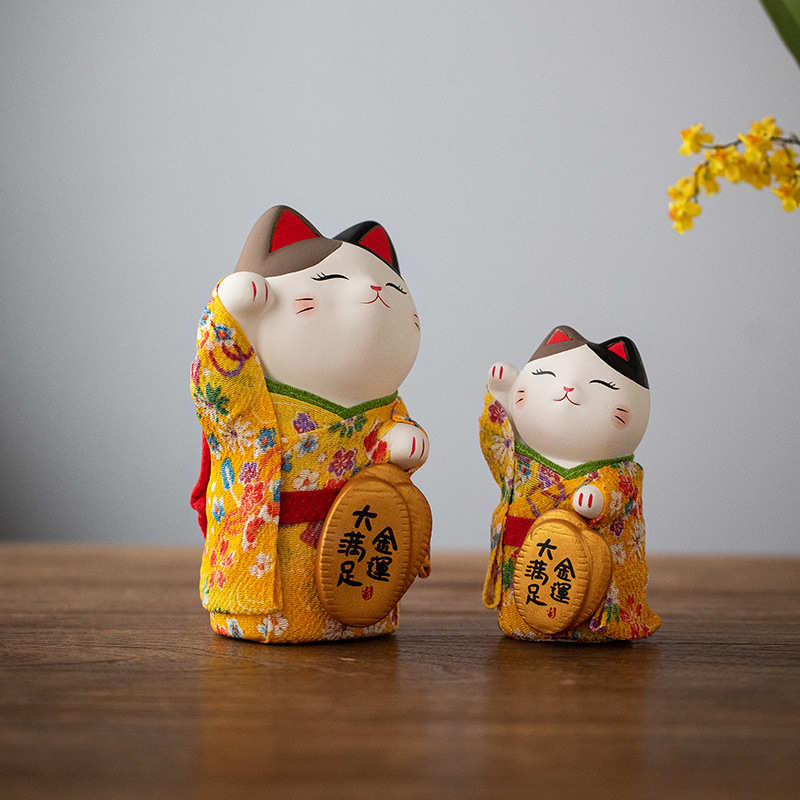 日式喵侍可爱客厅家居装饰品和服招财猫陶瓷摆件新年乔迁新居礼品